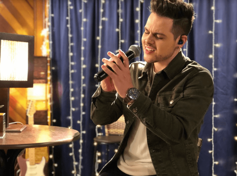 Dani Boy volta ao SBT para lançamento de sua nova música: "A igreja tá arrumada"
