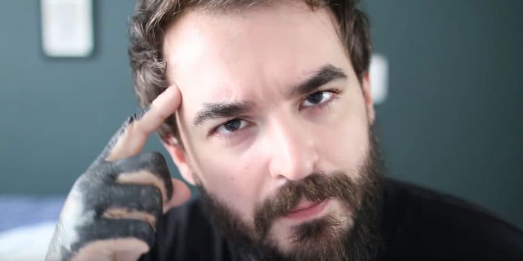 PC Siqueira, após prestar depoimento por suposta pedofilia, desabafa: "Quem ri por último, não ri melhor"