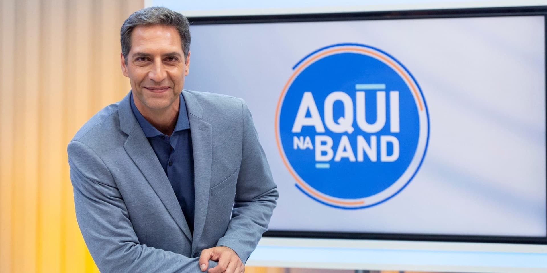  O apresentador comanda o 'Aqui na Band' (Foto: reprodução/Band)