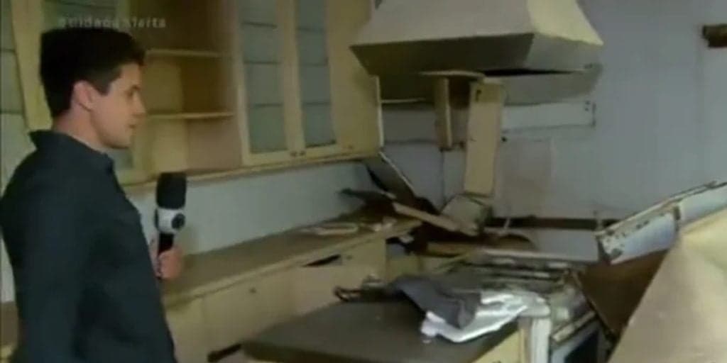 Mansão abandonada de de  (Foto: Reprodução)