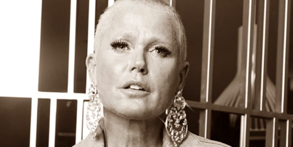 Xuxa se envolve em grande polêmica com empresária e recebe processo milionário: "Vai ter que responder por um crime"