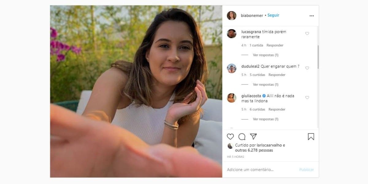 Bia Bonemer foi exposta pelos amigos (Foto: Reprodução/Instagram)