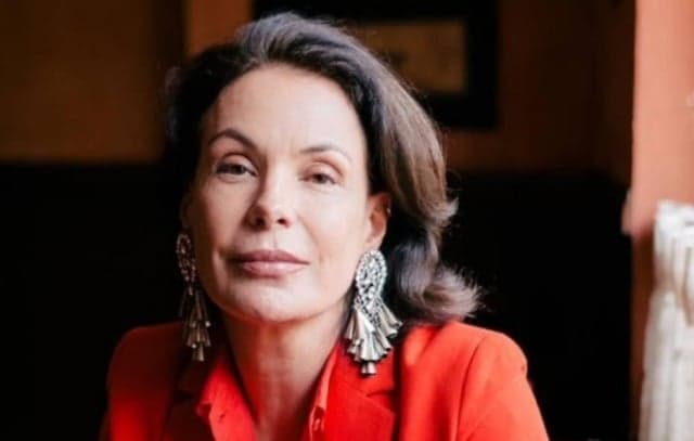 Carolina Ferraz, na Record, manda indireta destruidora contra a Globo após processo milionário