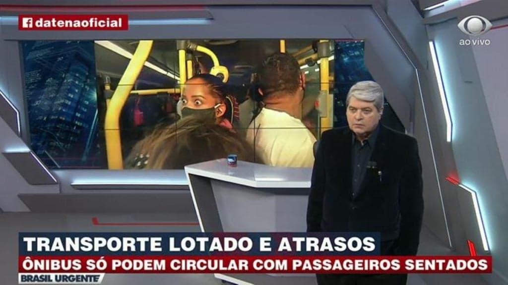 Datena se irrita com protesto ao vivo no Brasil Urgente e alfineta entrevistada: "O que tem a ver?