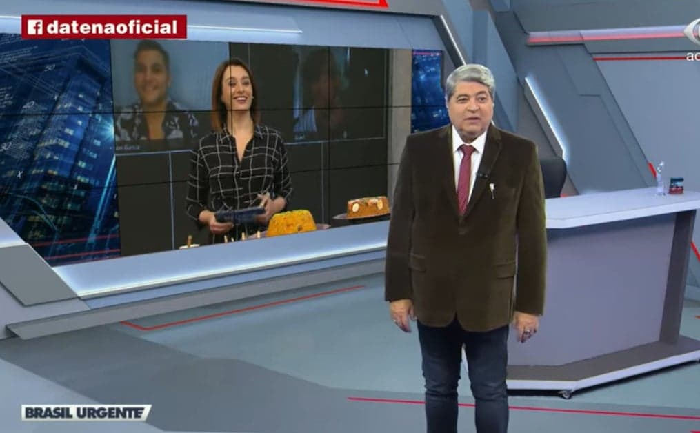Datena anuncia decisão bombástica ao vivo na Band, pega Cátia de surpresa e dispara: "Uns vêm, outros vão"