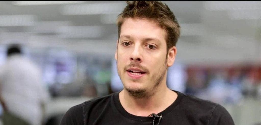 Fábio Porchat se vê no meio de furacão, pede perdão por escândalo e dispara: "Coisa torta atrapalhou"