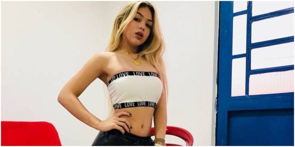 Melody surge com namorado aos 13 anos, ex pega tudo no flagra e confronta cantora