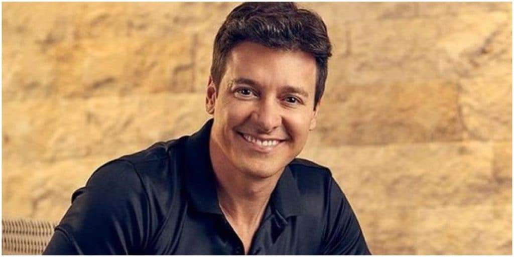 Rodrigo Faro, após anos de casamento, tem caso revelado com ator bonitão da Globo e é desmascarado: "Peguei''