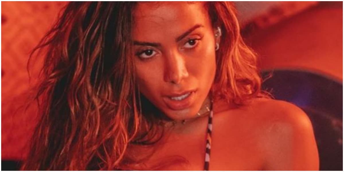 Anitta falou que confia mais nos cachorros do que nos homens (Foto: Reprodução) Anitta falou que confia mais nos cachorros do que nos homens (Foto: Reprodução)