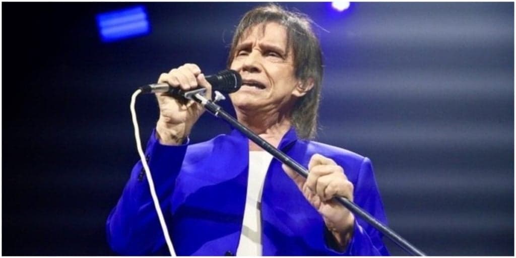 Roberto Carlos, após ex-Rouge expor face excêntrica do cantor, vem à tona após esconder namoro e explode: "Amor meu"