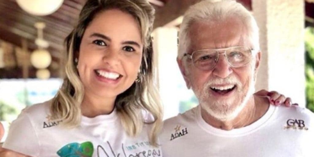 Carlos Alberto, após contrair doença mortal, tem confissão da esposa explodida a milhões: "Não deve continuar"