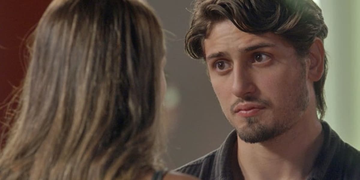 Rafael (Daniel Rocha) será flagrado em momento íntimo com Lili (Vivianne Pasmanter) em Totalmente Demais (Foto: Divulgação/Globo) Rafael (Daniel Rocha) será flagrado em momento íntimo com Lili (Vivianne Pasmanter) em Totalmente Demais (Foto: Divulgação/Globo)