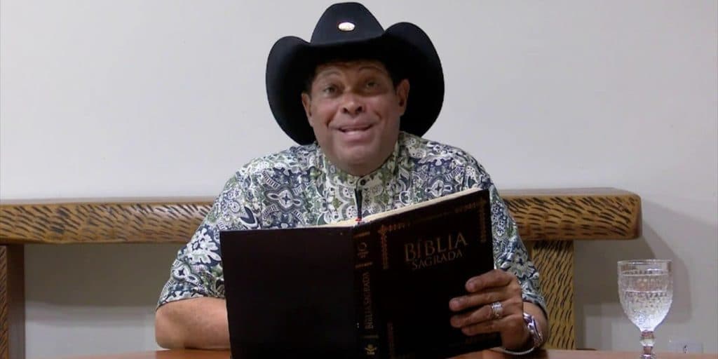 Valdemiro Santiago é 'surrado' pela polícia após vender feijão a mil reais e entra em crise surreal: "Charlatão"