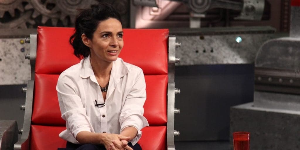 Claudia Ohana, após devolver adoção e ser massacrada por famosa, paga caro e arca com consequências: “Negligência”