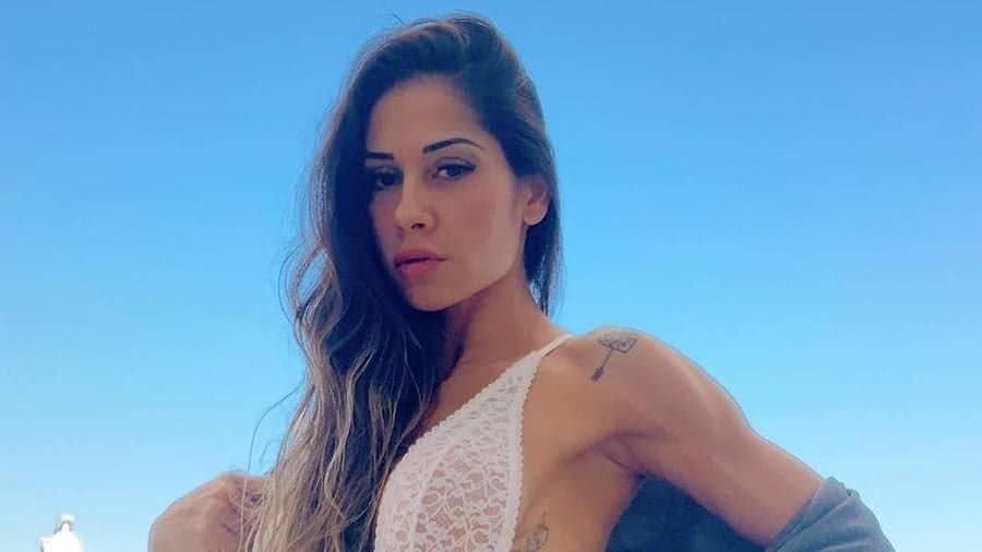 Mayra Cardi, após polêmica com Arthur Aguiar, ignora o ex e surge completamente nua em sua nova mansão: “Gostosa demais”