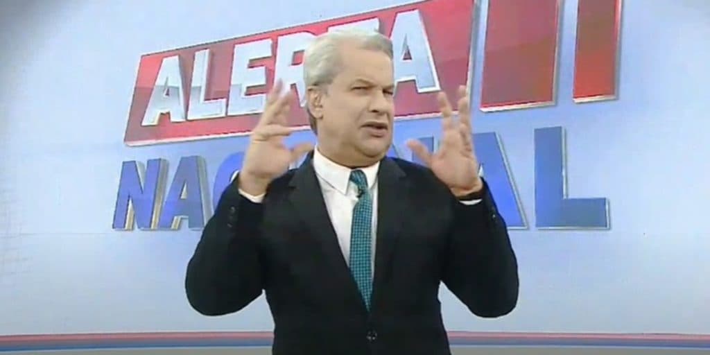 Sikêra Jr, ao vivo, vai para cima de emissora, pede ajuda ao público e escancara situação: “Enganaram a mim”