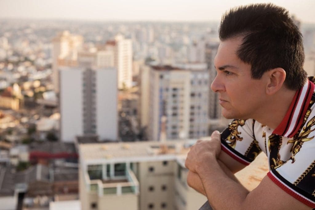 "Entra na minha casa 2", próxima  live de Regis Danese