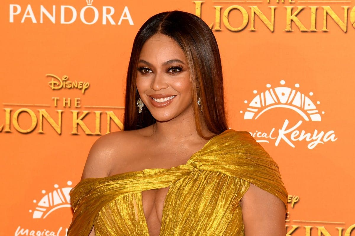 Beyoncé lança Black Is King, seu novo álbum visual (Foto: Reprodução) Beyoncé lança Black Is King, seu novo álbum visual (Foto: Reprodução)