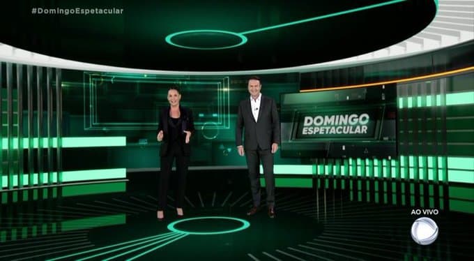 Carolina Ferraz estreou neste domingo na Record - Foto: Reprodução