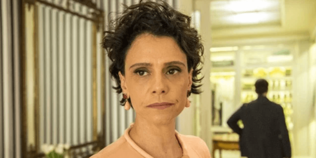 Globo surpreende e dispensa atriz de Amor de Mãe em meio à novela: "Decisão da empresa"