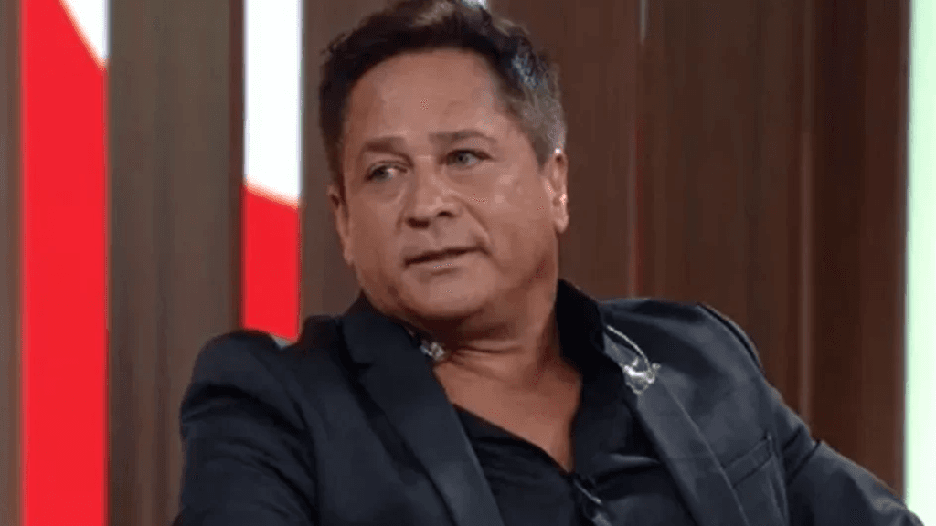 Esposa de Leonardo flagra cantor conversando com a mãe na cama e deixa conteúdo vazar: "Larga a mão de igreja"