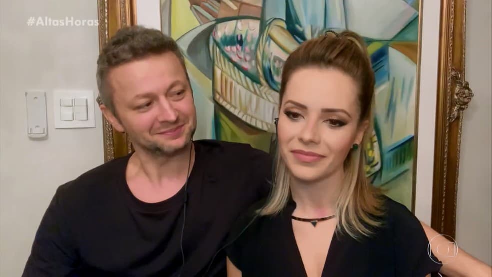 Sandy chora, faz confissão arrebatadora sobre marido e não se segura em rede nacional: "Não esperava"