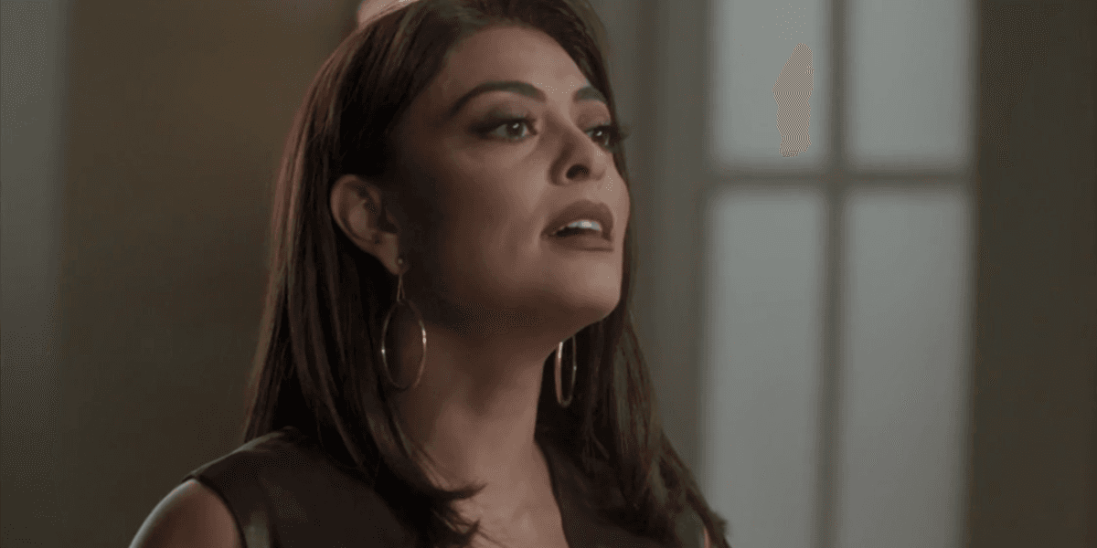 Carolina (Juliana Paes) vai expor segredo do passado de Eliza (Marina Ruy Barbosa) em Totalmente Demais (Foto: Reprodução/Globo) Carolina (Juliana Paes) vai expor segredo do passado de Eliza (Marina Ruy Barbosa) em Totalmente Demais (Foto: Reprodução/Globo)