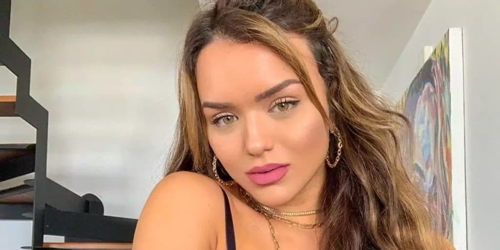 Rafa Kalimann, após romance às escondidas com cantor sertanejo, faz a fila andar com bonitão
