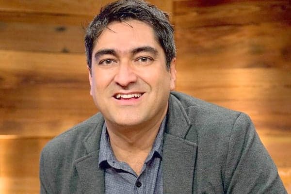 Zeca Camargo, dois dias após deixar a Globo, assina contrato com a Band