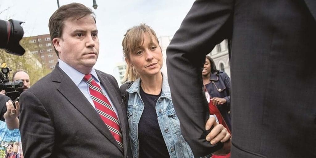Seita sexual envolvendo famosos é exposta e detalhes deixam público em choque