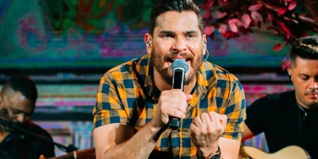 Sertanejo Cauan, internado a quase duas semanas, tem estado de saúde revelado e notícias preocupam: "teve febre"