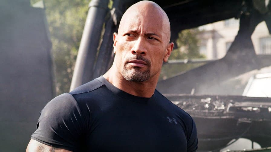 Dwayne Johnson, o The Rock, mostra amor felo futebol e compra liga por R$ 80 milhões: "paixão pelo jogo"