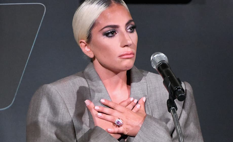 Lady Gaga, em relato emocionante, faz desabafo sobre a prisão causada pela fama e dispara: “Me sinto triste”