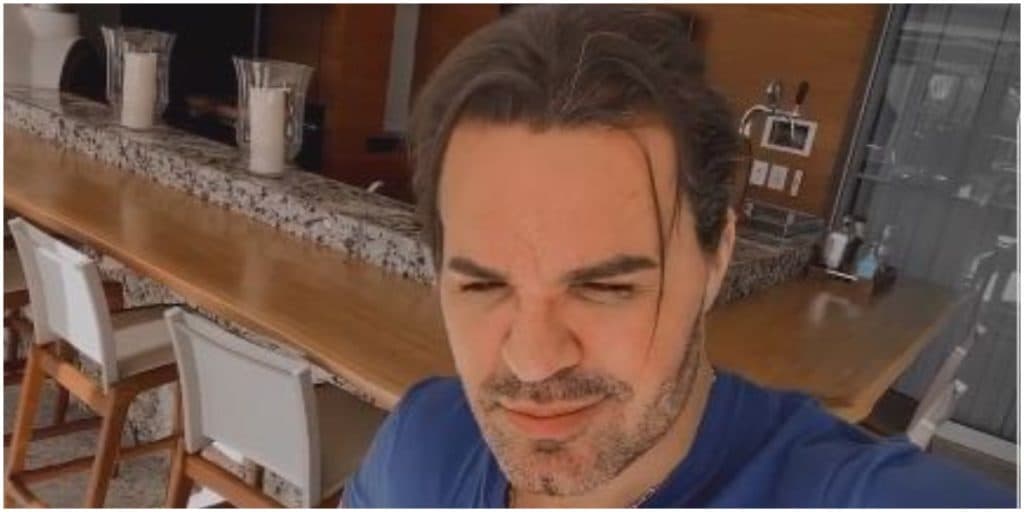 Eduardo Costa, após briga com cantor e abandono, surge sozinho e manda recado destruidor: "Observar mais''