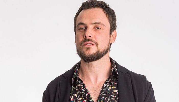 Sérgio Guizé passa por transplante em sigilo e público fica estarrecido com aparência do ator: "Há alguns anos"