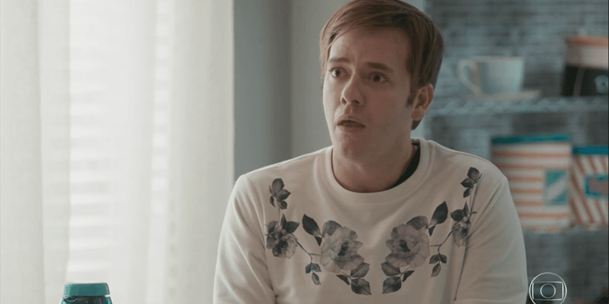 Max (Pablo Sanábio) fará descoberta terrível sobre os pais em Totalmente Demais (Foto: Reprodução/Globo) Max (Pablo Sanábio) fará descoberta terrível sobre os pais em Totalmente Demais (Foto: Reprodução/Globo)