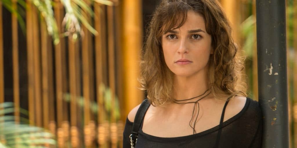 Totalmente Demais: Sofia se vinga de todos e trai a família para roubar fortuna