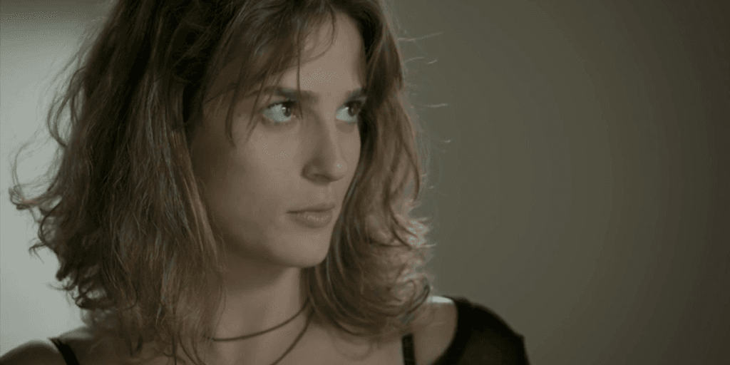 Totalmente Demais: Sofia é desmascarada por Cassandra e se ferra
