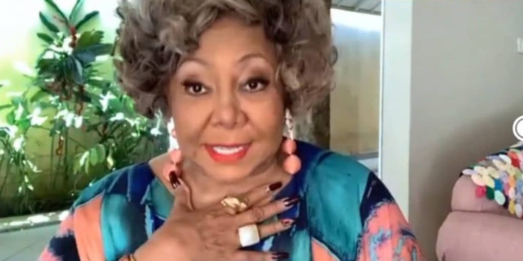 Cantora Alcione dá entrada em hospital, deixa fãs preocupados e estado de saúde é divulgado