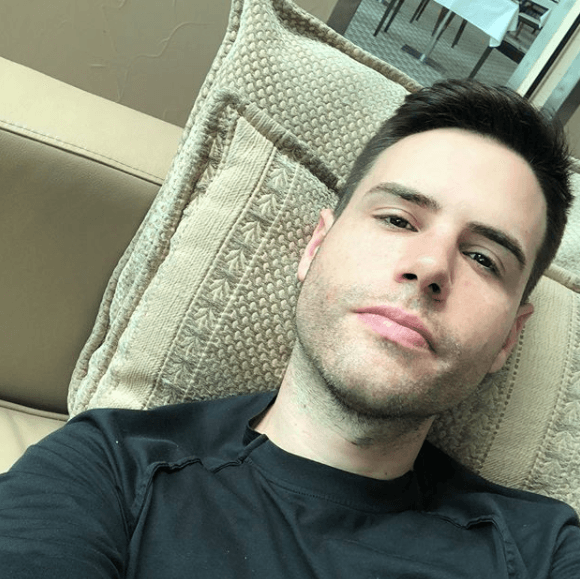 Luiz Bacci tem vídeo exposto de sua intimidade na Record e apresentador deixa todo mundo estarrecido: "Impossível ser eu"