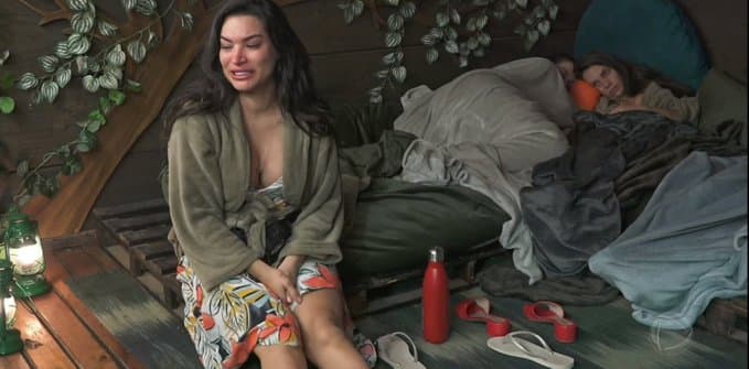 A Fazenda 12: Raissa impede amizade de Luiza e Biel e público detona: "Precisa de terapia"