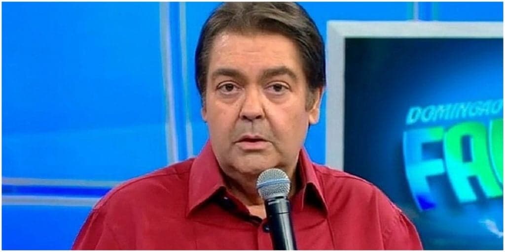 Repórter do Domingão do Faustão pega público de surpresa e mostra mudança radical fora da Globo