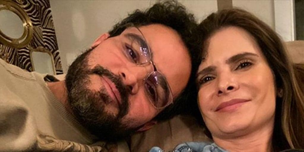 Luciano, faz anuncio com confissão sobre casamento e no sofá de casa acaba assumindo junto da atual: "Estávamos"