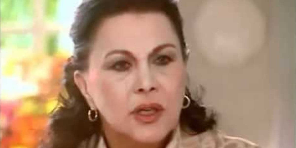 Marly Bueno interpretou a personagem Marta na novela Mulheres Apaixonadas (Foto: Reprodução) 