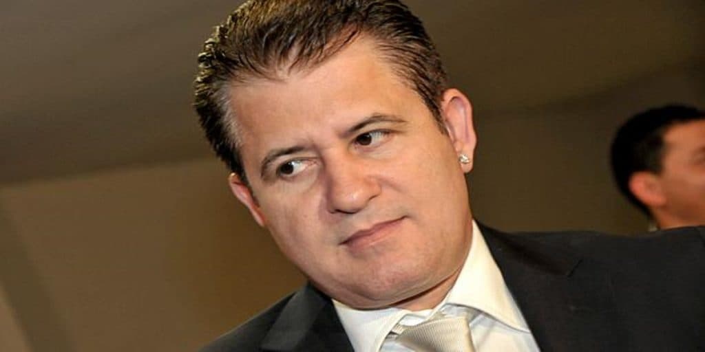 Bomba! Marrone se envolve em negócio ilegal, tem dívida de R$ 750 mil e vai parar na Justiça: “Não tem dinheiro”