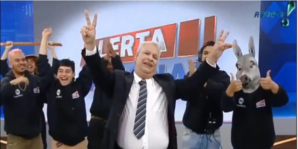Sikêra Jr. dá duro 'golpe' em donos da RedeTV após 7 anos de contrato e salário de 500 mil reais por mês: "Saída"