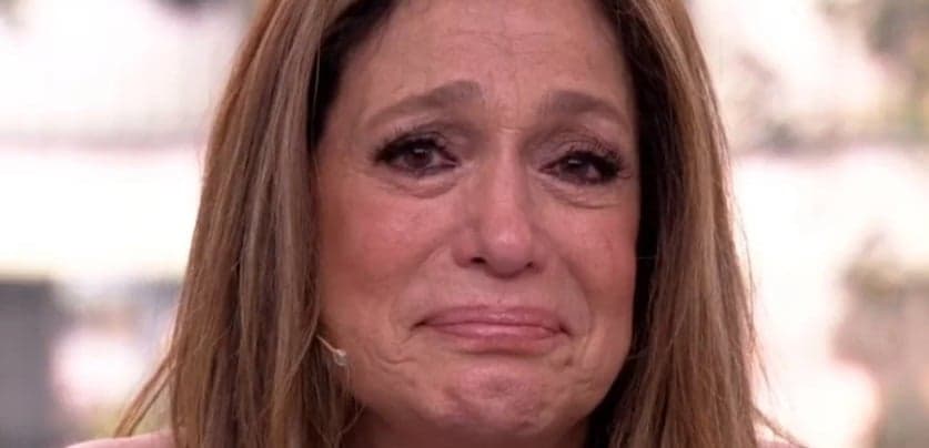 Susana Vieira, com câncer sem cura, diz ter bomba relógio dentro dela e é abandonada sozinha em casa: “Há 8 meses”