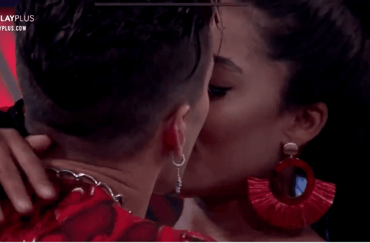 A Fazenda 12: Biel e Tays dão beijo quente na festa mas detalhe chama atenção; veja