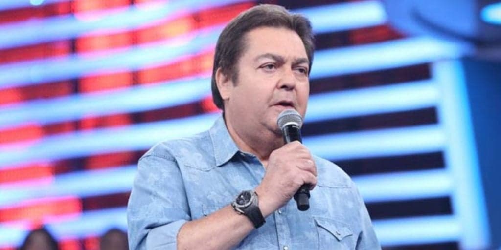 Faustão, após notícia de internação vir à tona e preocupar fãs, tem estado de saúde divulgado