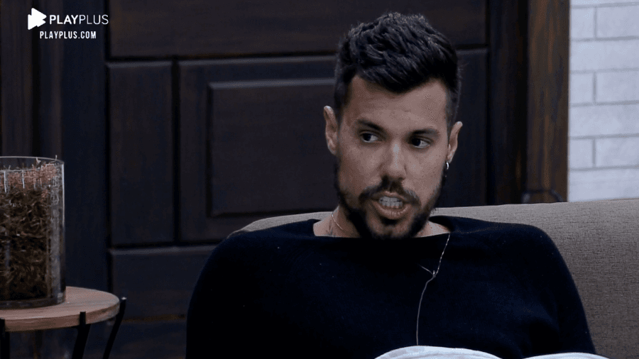 A Fazenda 12: Lipe Ribeiro tira máscara da Record e expõe verdade sobre convite para reality: "Passar o rodo"